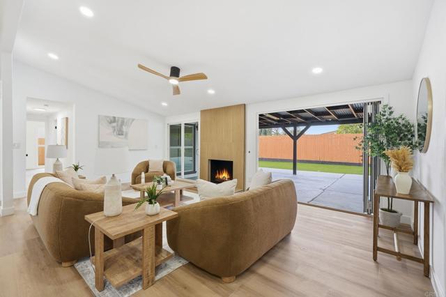 Detail Gallery Image 8 of 42 For 2828 Mission Village Dr, San Diego,  CA 92123 - 4 Beds | 2 Baths