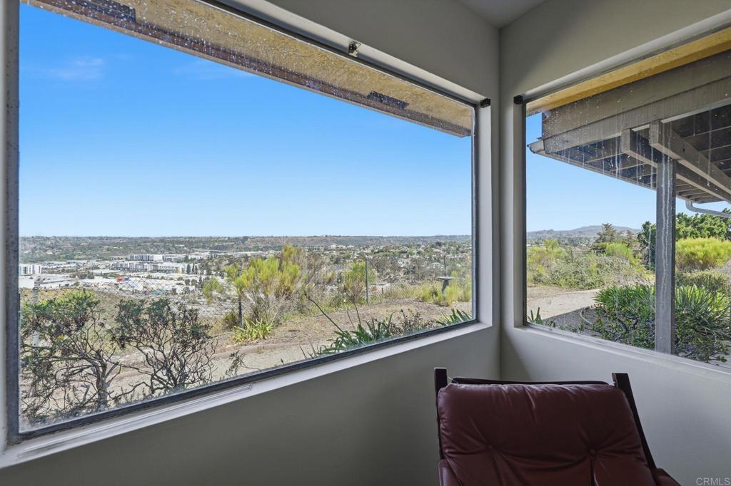 5561 Drover Street - photo 10