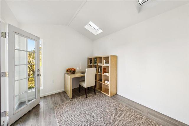 799 Grace Street, Monterey CA: https://media.crmls.org/mediaz/dee483b3-bf8a-4195-b15e-40c28102e60f.jpg