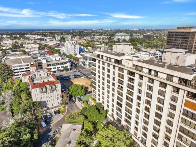 40 W 3rd Avenue, San Mateo CA: https://media.crmls.org/mediaz/dee5ae2d-85fb-40d0-8640-08c2305bb7b8.jpg