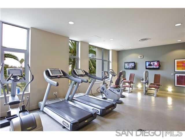 1441 9Th Ave, San Diego CA: https://media.crmls.org/mediaz/dee63b0c-c8c3-4ee2-b094-5fa030cd0b19.jpg