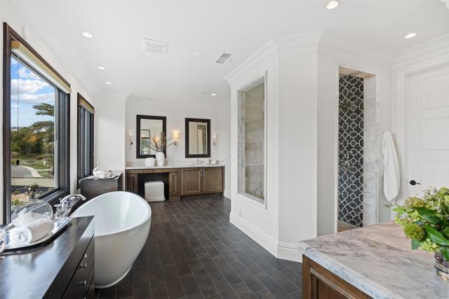 2574 Muirfields Drive, Carlsbad CA: https://media.crmls.org/mediaz/dee6434d-2595-4e5a-b2b1-c32fa006be0d.jpg