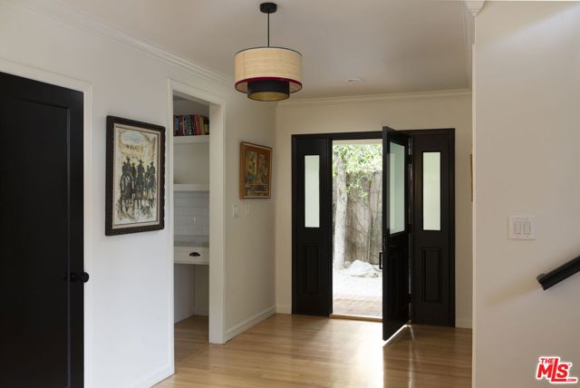 2625 Nichols Canyon Road, Los Angeles CA: https://media.crmls.org/mediaz/dee6dca4-3103-476d-8805-4346aef085f0.jpg