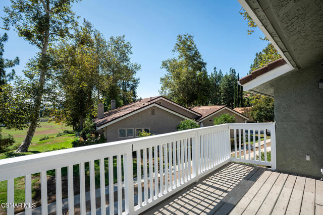 191 Rockrose Lane, Oak Park CA: https://media.crmls.org/mediaz/dee77db0-8d41-4896-9b0a-060eb1df20b2.jpg