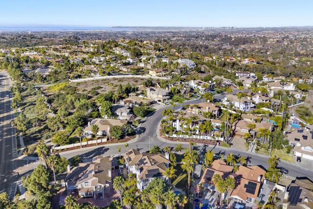 1006 Acero St, Chula Vista CA: https://media.crmls.org/mediaz/dee784d1-5e59-4d5e-94d6-d0a30ebb2f2c.jpg