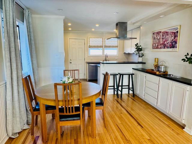 1639 Cypress Avenue, San Mateo CA: https://media.crmls.org/mediaz/dee805b1-30ea-4e28-ba70-3a55bbf33463.jpg