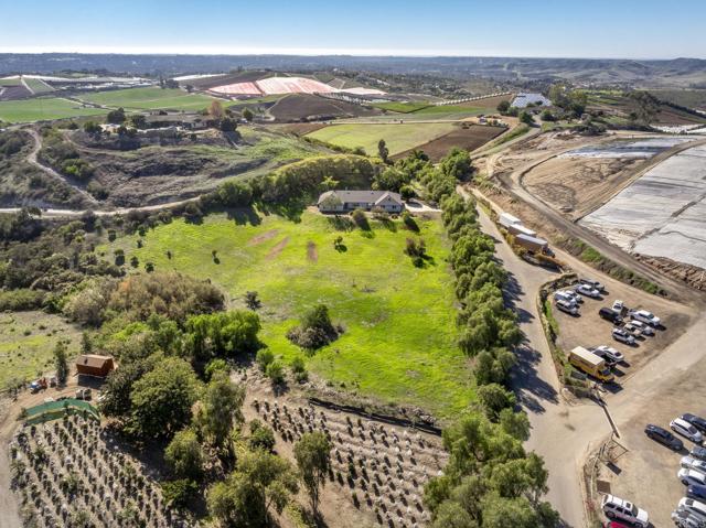 Detail Gallery Image 47 of 52 For 1420 Wilshire Rd, Fallbrook,  CA 92028 - 3 Beds | 2/1 Baths