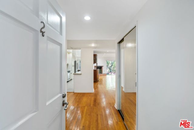 10709 ASHTON Avenue, Los Angeles CA: https://media.crmls.org/mediaz/dee8c4ef-d1f6-4cc8-a665-0a4343278545.jpg