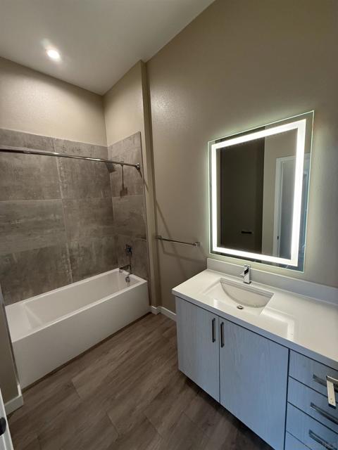 355 N Cleveland Street, Oceanside CA: https://media.crmls.org/mediaz/deea2193-1da9-4fec-9dcd-ed0b147efe1c.jpg