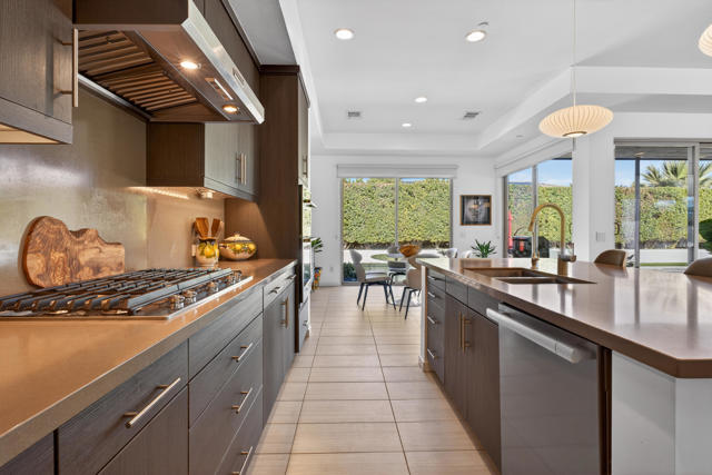 1658 Ava Court, Palm Springs, CA 92262