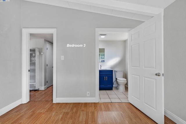 27946 Pompano Ave, Hayward CA: https://media.crmls.org/mediaz/deeaf2d3-c4d5-43f1-878a-0f3b7e5d6d70.jpg