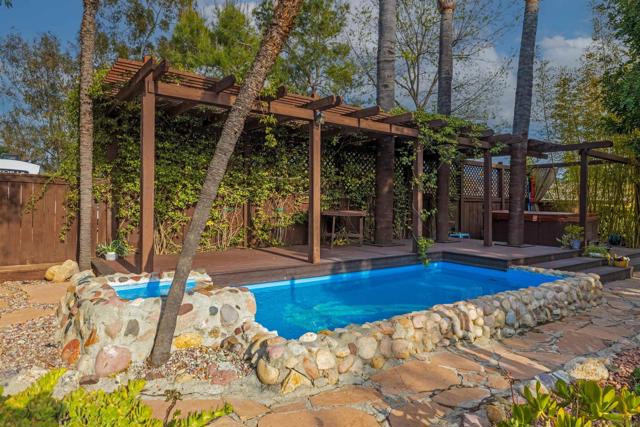23540 Oriente Way, Ramona CA: https://media.crmls.org/mediaz/deebe245-e69b-4bd3-989f-e682dcdb1044.jpg