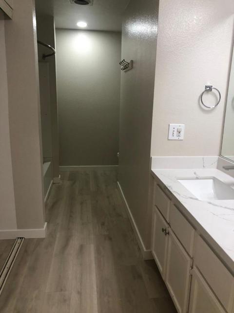 651 Encore Way, San Jose CA: https://media.crmls.org/mediaz/deec6d5f-52fb-45e0-9fd6-98cce4ecb704.jpg