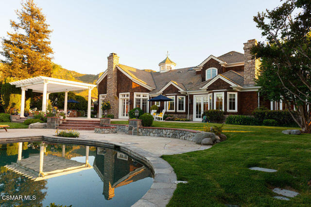 1816 Brittany Park Road, Camarillo CA: https://media.crmls.org/mediaz/deee3694-43e1-48d7-95cc-dcabe3302020.jpg