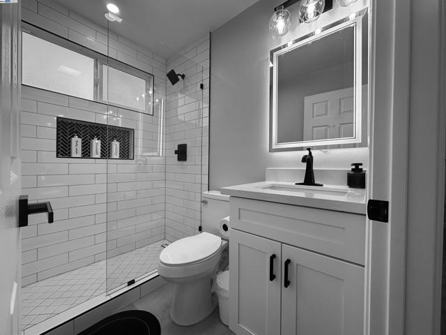 Image 15 of 48 For 4400 Inyo Ct