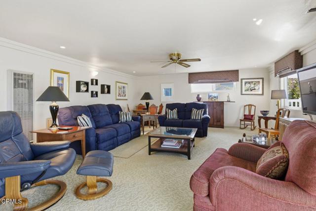 Detail Gallery Image 27 of 40 For 2825 Panama Dr, Oxnard,  CA 93035 - 3 Beds | 3 Baths