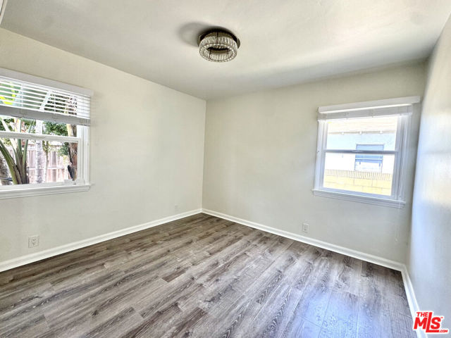 5153 Overland, Culver City CA: https://media.crmls.org/mediaz/deeef0f2-dcab-4c5a-98fb-10c4a2bdb734.jpg