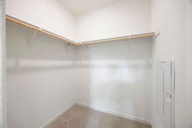 1871 Hydrangea Drive, Hollister CA: https://media.crmls.org/mediaz/deef62f4-8c40-4929-a7af-4e7dc0c05f9b.jpg