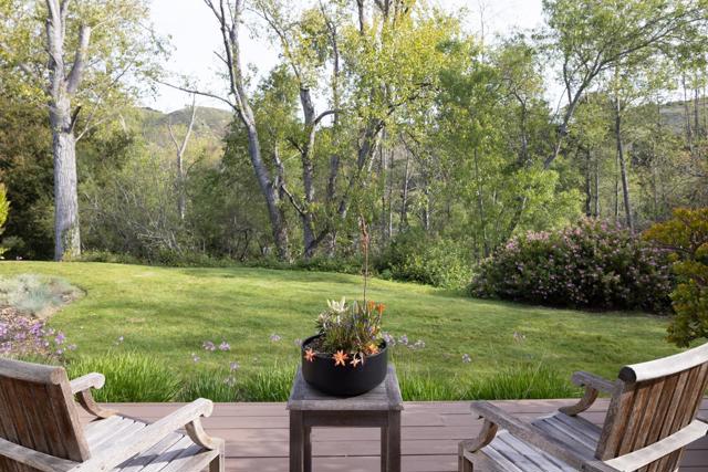 28092 Barn Way, Carmel CA: https://media.crmls.org/mediaz/def2d085-22b2-4823-b423-25aa346d8332.jpg