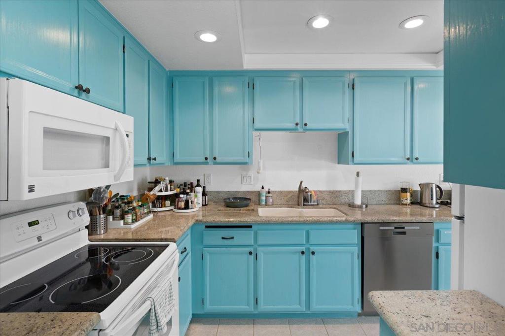 1651 Juniper St - photo 6