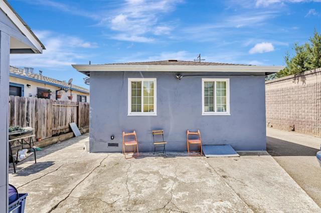 584 Macarthur Avenue, San Jose CA: https://media.crmls.org/mediaz/def8ff96-9d82-4d6d-ba9c-7c22c7aee175.jpg