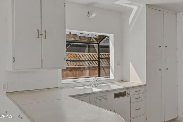 Detail Gallery Image 15 of 47 For 127 Glen Ellen Dr, Ventura,  CA 93003 - 3 Beds | 1 Baths