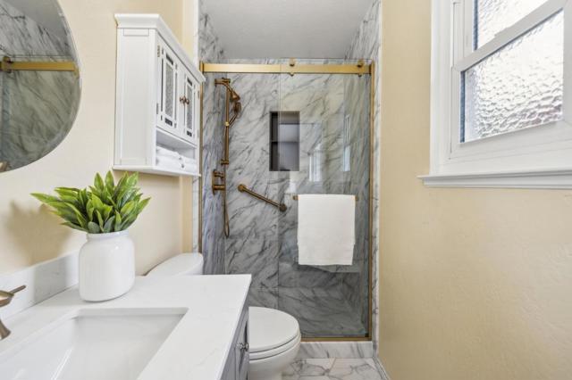 858 Chrysopolis Drive, Foster City CA: https://media.crmls.org/mediaz/defb56e2-d6c6-4fd8-93f3-a4d180655835.jpg