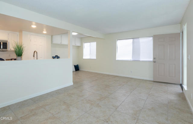 Detail Gallery Image 6 of 29 For 1231 Saratoga Ave, Ventura,  CA 93003 - 2 Beds | 1 Baths