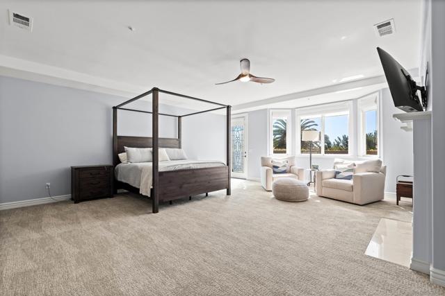 301 Cantle Lane, Encinitas CA: https://media.crmls.org/mediaz/defcb41d-8ed3-4566-9477-612931f1353b.jpg