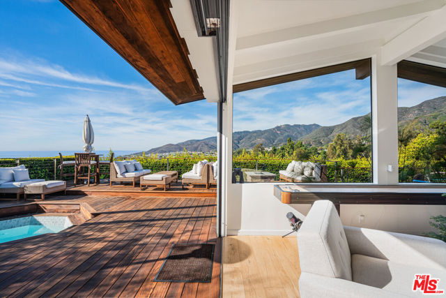 245 Tranquillo Road, Pacific Palisades CA: https://media.crmls.org/mediaz/defcecfa-5fa1-4fdd-8ca4-1fa128d4c3d0.jpg