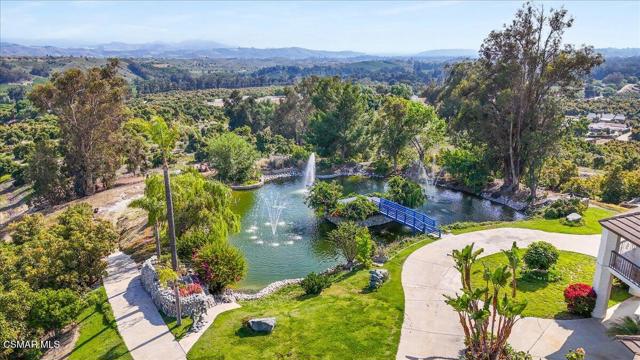 8445 Roseland Avenue, Moorpark CA: https://media.crmls.org/mediaz/defd70da-7690-4484-b582-bd185e5d3677.jpg
