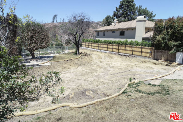 Drew Fenton | 13735 Romany Drive Pacific Palisades CA | MLS: 7331194