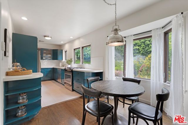 816 Hyperion Avenue, Los Angeles CA: https://media.crmls.org/mediaz/defec895-9b51-433a-9d93-381b2c41546e.jpg