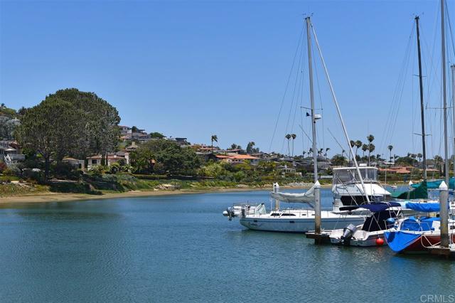 Detail Gallery Image 21 of 25 For 741 Rosecrans, San Diego,  CA 92106 - 3 Beds | 3/1 Baths