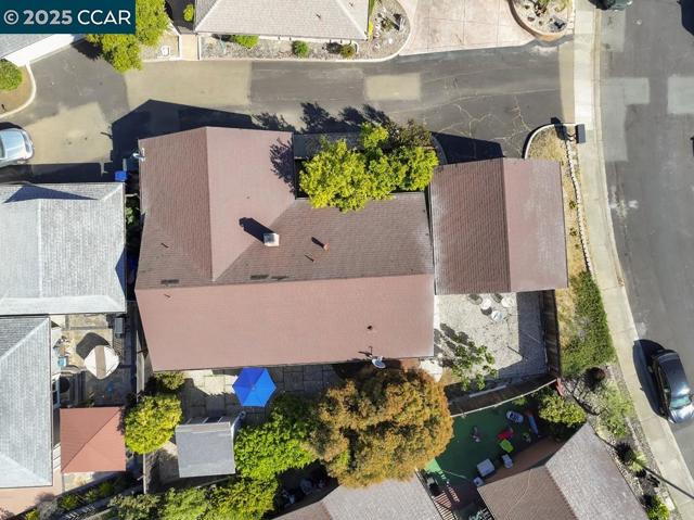 1821 Alicante Ct, Concord CA: https://media.crmls.org/mediaz/deffc368-9599-4bfe-a735-b550a4b5b475.jpg