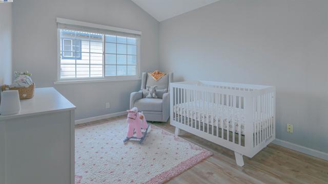37076 Saint Edwards St, Newark CA: https://media.crmls.org/mediaz/defffe52-607d-40e8-a47e-577c7abe0050.jpg
