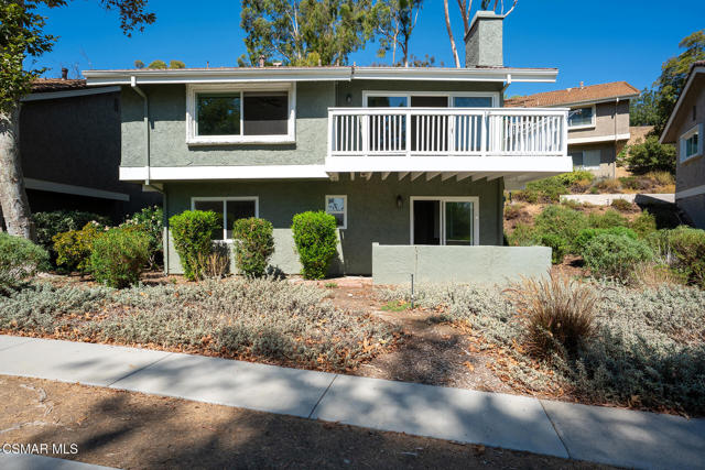 191 Rockrose Lane, Oak Park CA: https://media.crmls.org/mediaz/df009858-7e6f-45a4-82e3-503acb8aab93.jpg