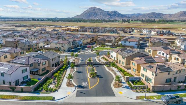 29566 Nini Ct, Winchester CA: https://media.crmls.org/mediaz/df018b2d-a832-4f02-9a6b-67c1785e0e0d.jpg