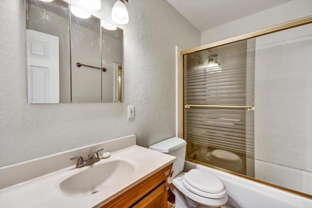 1543 Willowbrook Drive, San Jose CA: https://media.crmls.org/mediaz/df02379f-2c8c-4286-8c20-b23c3fddb689.jpg