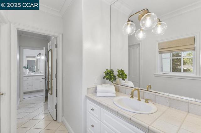 1826 Alameda Diablo, Diablo CA: https://media.crmls.org/mediaz/df024f4c-e8f1-4150-a5df-7c006e7b88a2.jpg