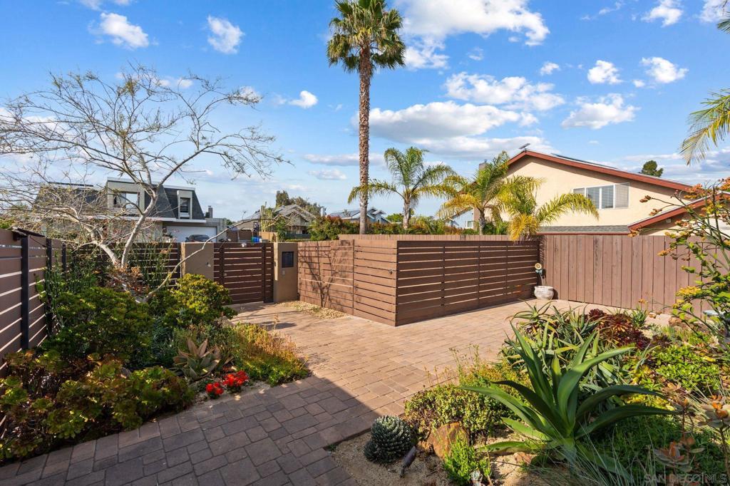 4366 Conner - photo 10