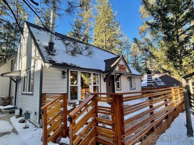 41489 Comstock Ln, Big Bear CA: https://media.crmls.org/mediaz/df04d667-5277-4ad8-8f61-16783275353e.jpg