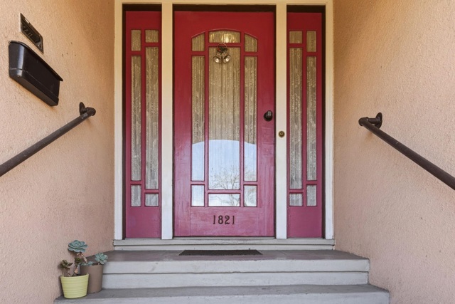 Image 6 of 31 For 1813 Sacramento St