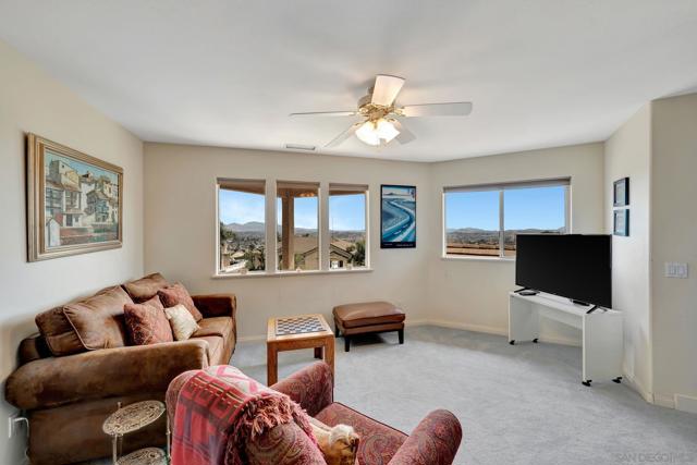 2106 Zachary Gln, Escondido CA: https://media.crmls.org/mediaz/df07a0e1-83f2-4760-a067-c224b8d291f8.jpg