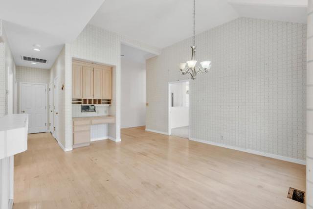 4443 Deer Field Way, Danville CA: https://media.crmls.org/mediaz/df080ed4-6506-4640-b0e7-cc06e2156eef.jpg