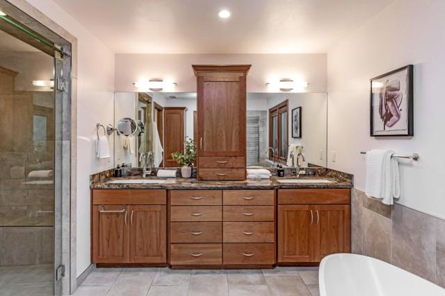 15700 Kavin Lane, Los Gatos CA: https://media.crmls.org/mediaz/df0810fb-a014-4bc4-9908-6e626d7ac3e8.jpg