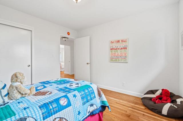 524 S Park Drive, San Jose CA: https://media.crmls.org/mediaz/df091c2d-f2cf-4b49-928b-206081a1035a.jpg