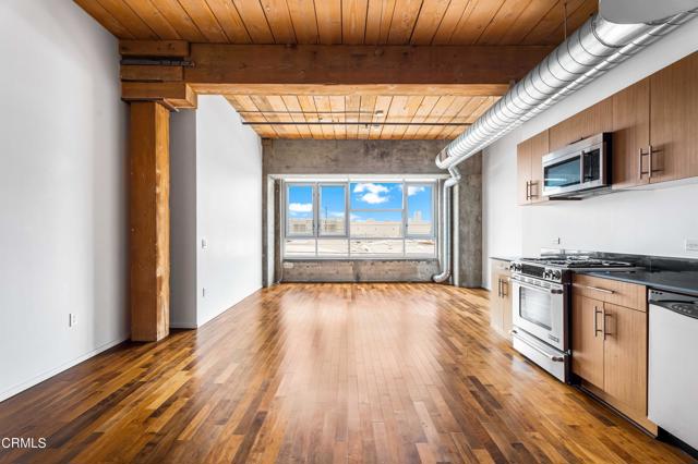 Detail Gallery Image 7 of 26 For 530 S Hewitt St #325,  Los Angeles,  CA 90013 - 1 Beds | 1 Baths