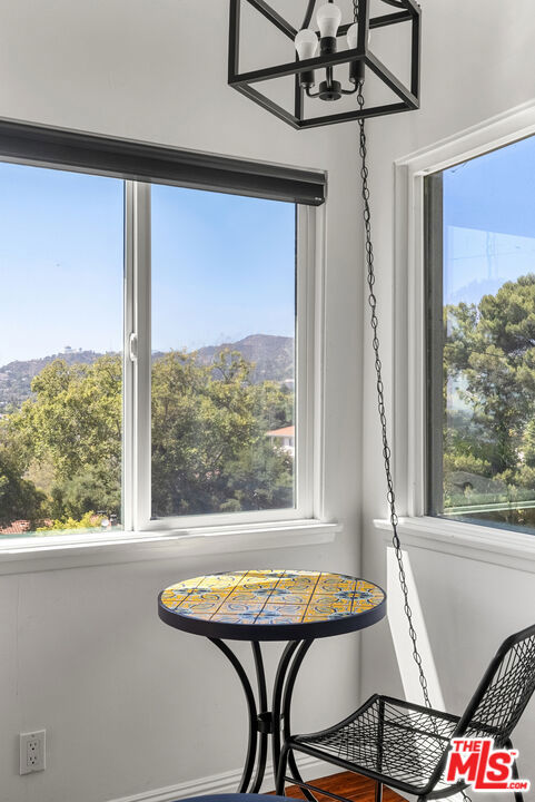 1840 Deloz Avenue, Los Angeles CA: https://media.crmls.org/mediaz/df09cf53-4d11-4159-b709-d686ee643211.jpg