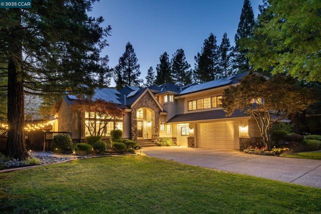 3363 Deer Hollow Dr, Danville CA: https://media.crmls.org/mediaz/df0b2204-d512-412c-ba9c-b0aaaa5c3065.jpg